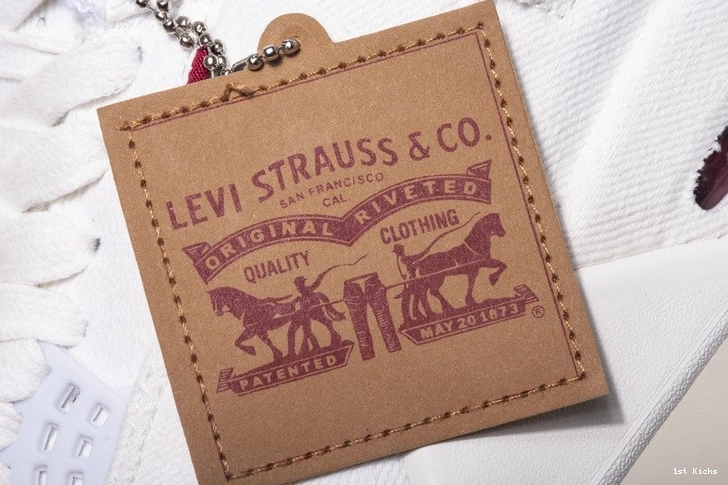 AO2571-100 Levi's White Jordan Denim Air 4 1127